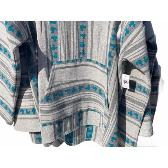 Disney Mickey Baja-Style Pullover Poncho - NWT (New) - Picture 4 of 5